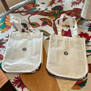 Lululemon bags
